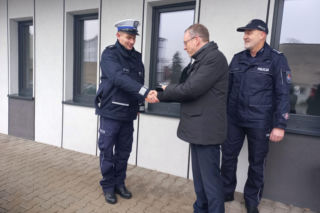 Posypały się pierwsze mandaty. Policja z Leszna ma nowy nieoznakowany radiowóz