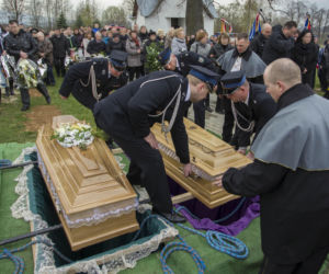 Pogrzeb ofiar katastrofy w Świebodzicach