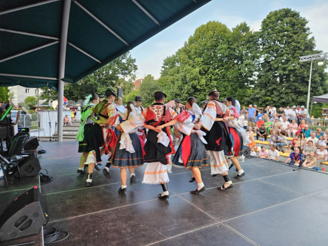 Biskupiec. XV Międzynarodowe Święto Folkloru