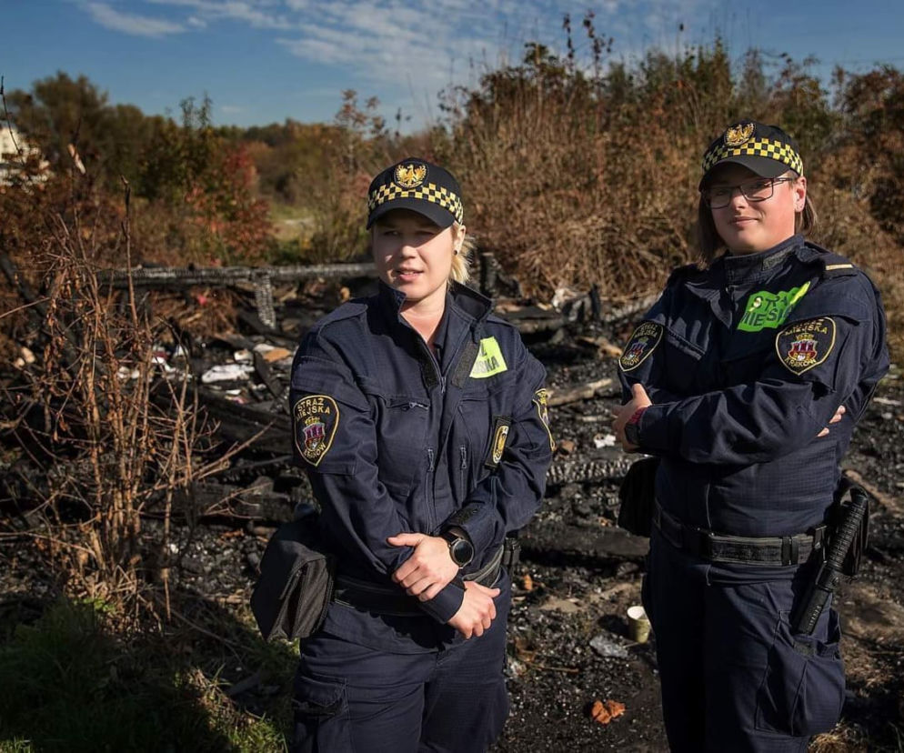 strażniczki miejskie z Krakowa: Magda Motyl i Magda Szal