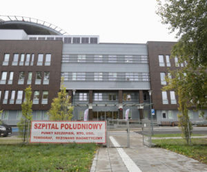 Afera Kacprzyka. Szpital odesłał mu 0,5 mln zł? Posłanka PiS grzmi o manipulacji!
