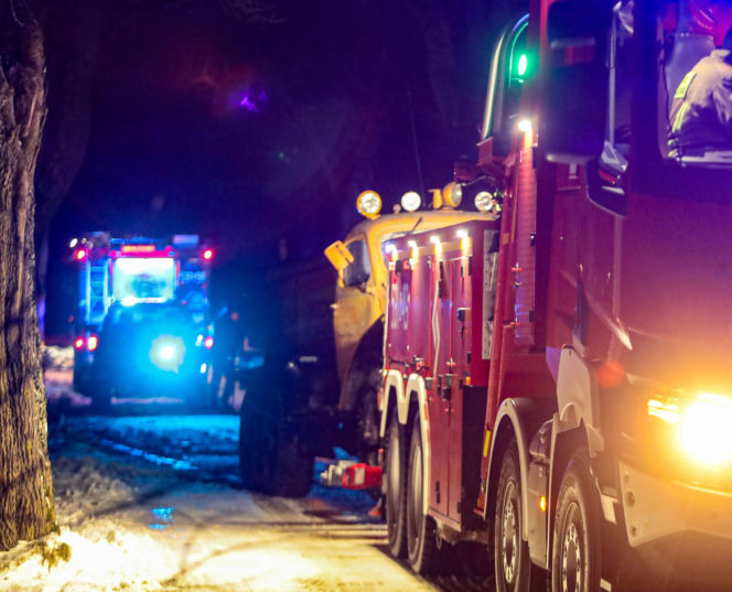 Wyciągnęli 63-letnią maszynę do odśnieżania