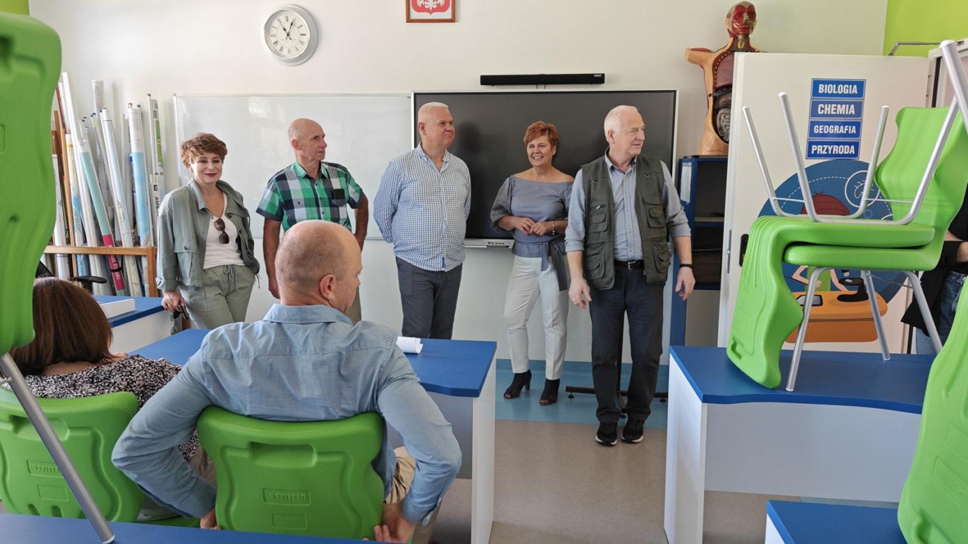 Wizyta radnych w szkołach i przedszkolu