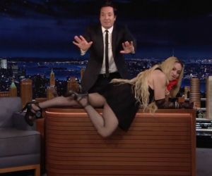 Madonna pokazała pośladki na wizji. Świeciła tyłkiem do kamery