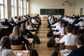 Egzaminy ósmoklasisty 2026 angielski. Ile trwa E8 z języka angielskiego? Ile punktów do zdobycia? Co trzeba umieć? [13.05.2026]