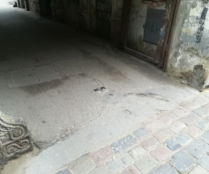 Stara Praga znika na naszych oczach: Kradną nawet całe balkony! 