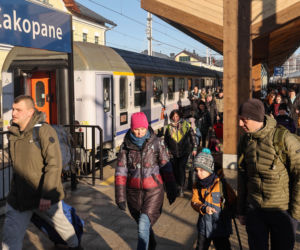 Korki na zakopiance i tłumy w Zakopanem na święta