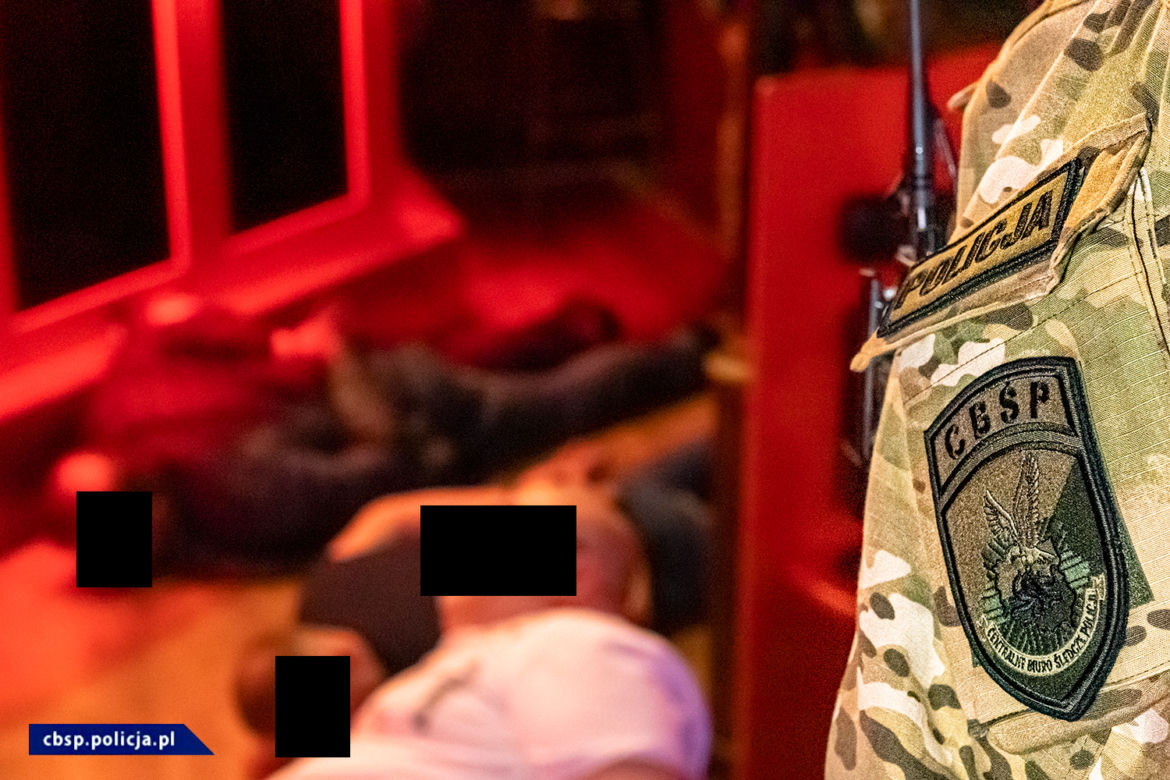 AKCJA CBŚP w łódzkim klubie nocnym. Wynajmowali pokoje, w pakiecie oferując SEKS ZA PIENIĄDZE
