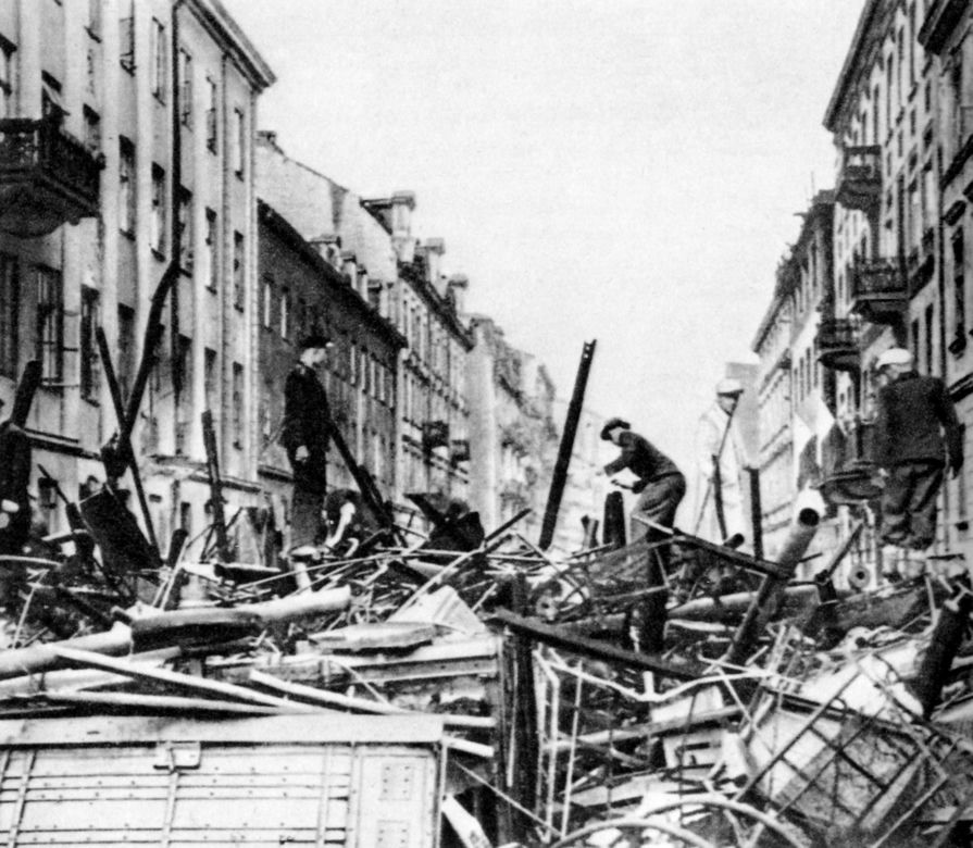 Warszawa zniszczona po Powstaniu Warszawskim