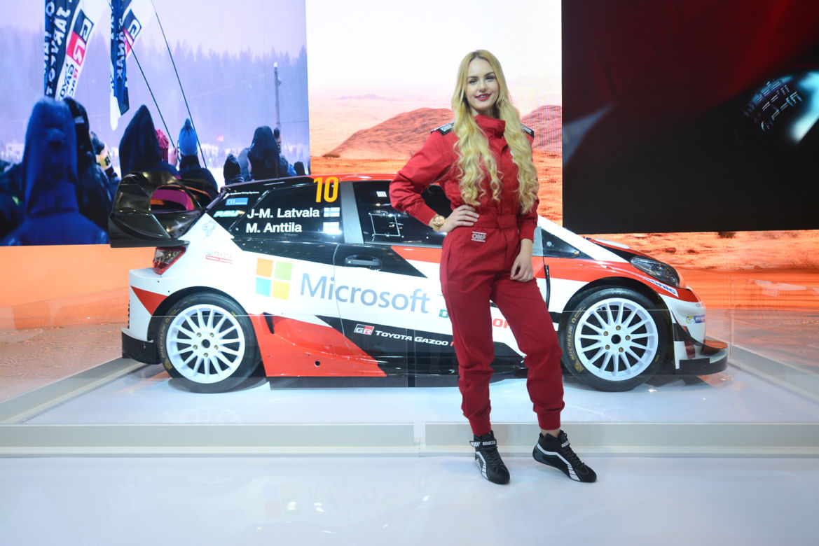 Hostessy na targach Poznań Motor Show 2018