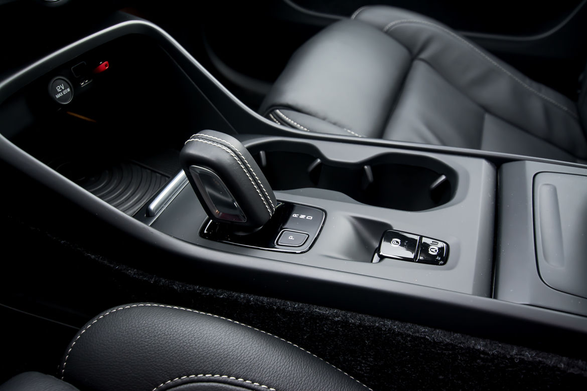 Volvo XC40 D4 AWD AT8 Momentum