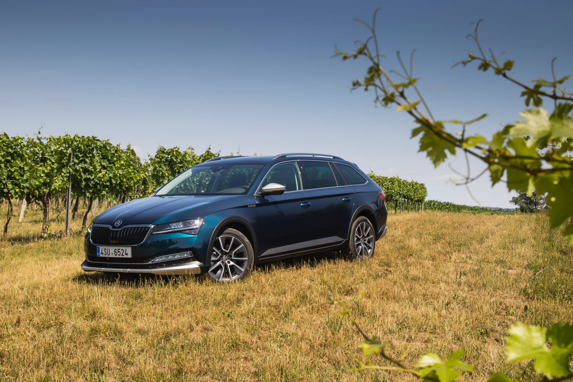 Skoda Superb Scout 2.0 TDI SCR 190 KM DSG7 4x4