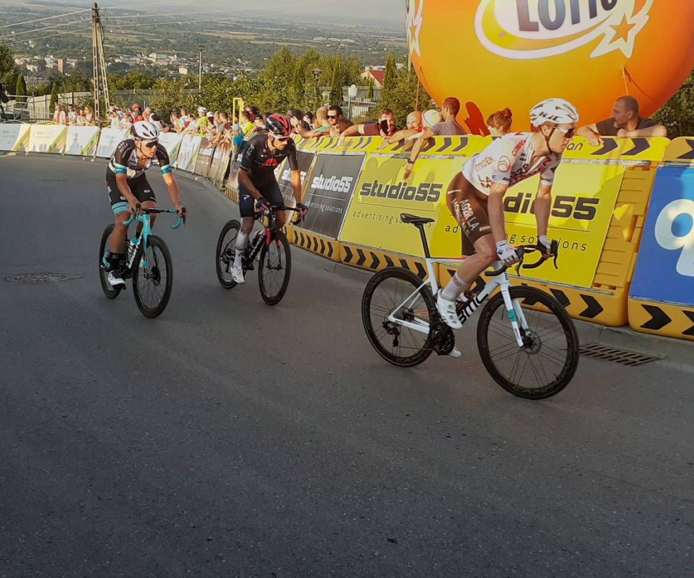 Tour de Pologne przejchał przez Przemyśl. Co to były za emocje! [WIDEO]