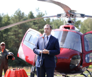 Nad lasami w woj. śląskim lata helikopter. Chodzi o ochronę przeciwpożarową [ZDJĘCIA]