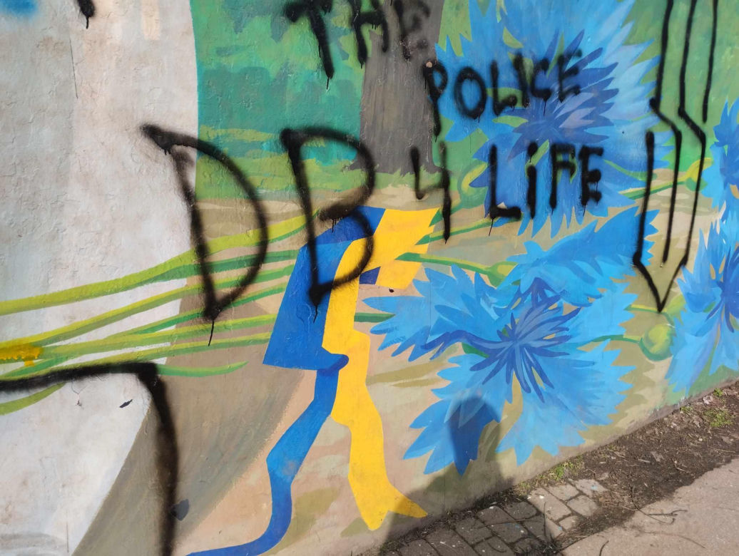 Mural w Parku Szczęśliwickim zniszczony