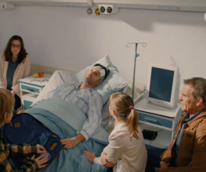 BrzydUla 2 sezon odc. 55. Ula (Julia Kamińska), Sebastian (Łukasz Garlicki), Marek (Filip Bobek), Julka (Maria Włodkowska), Kuba (Jakub Rutkowski), Józef Cieplak (Marek Włodarczyk)