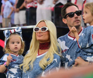 Paris Hilton z dziećmi w dopasowanych stylizacjach