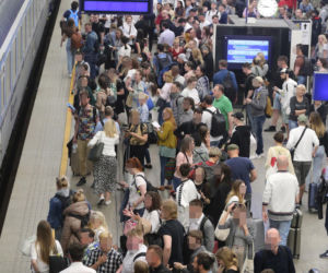 Potworny paraliż na Dworcu Centralnym. „Rekordzista ma 260 minut opóźnienia