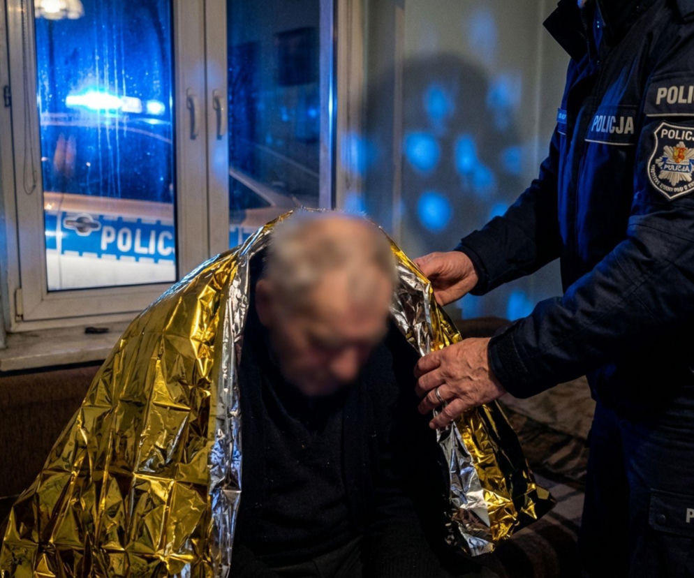 Policjanci uratowali 70-latka. Szybka pomoc zapobiegła tragedii