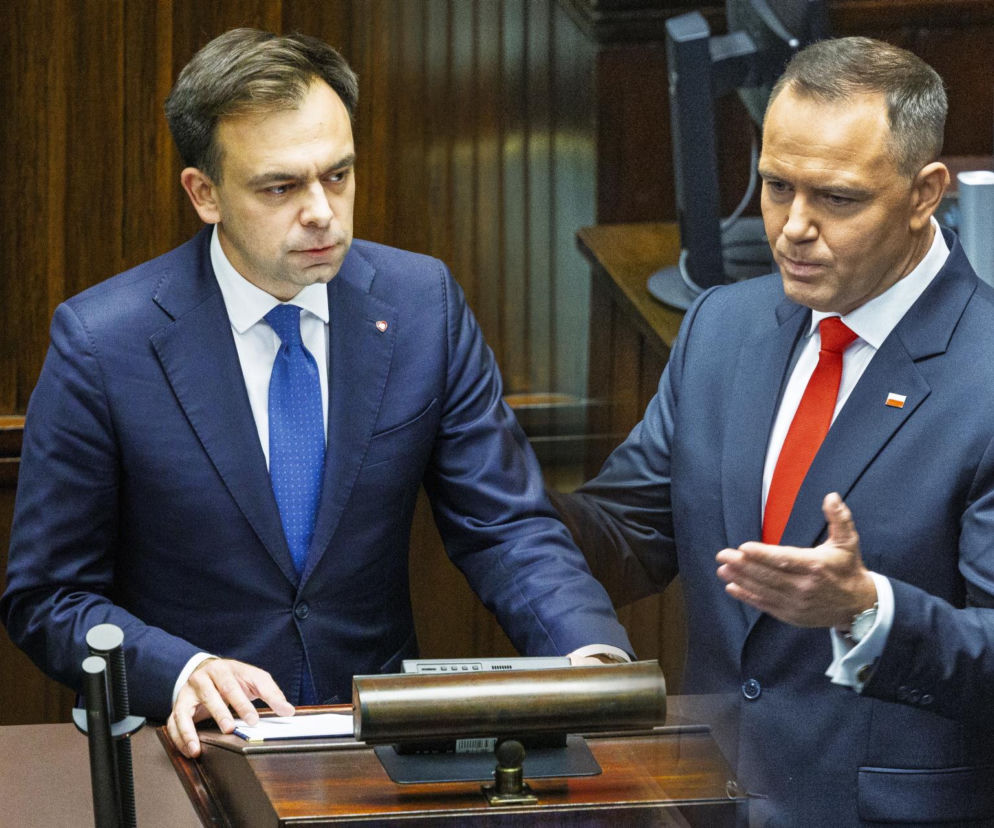 Minister Domański obwinia prezydenta o wyższe ceny paliw