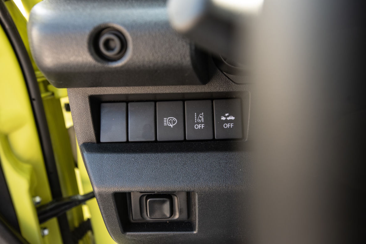 Suzuki Jimny 1.5 VVT 4WD 4AT Elegance