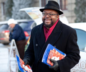 Były poseł zachęca, by mieć dużo dzieci. Sam ma siedmioro! Jeden z synów to znany muzyk