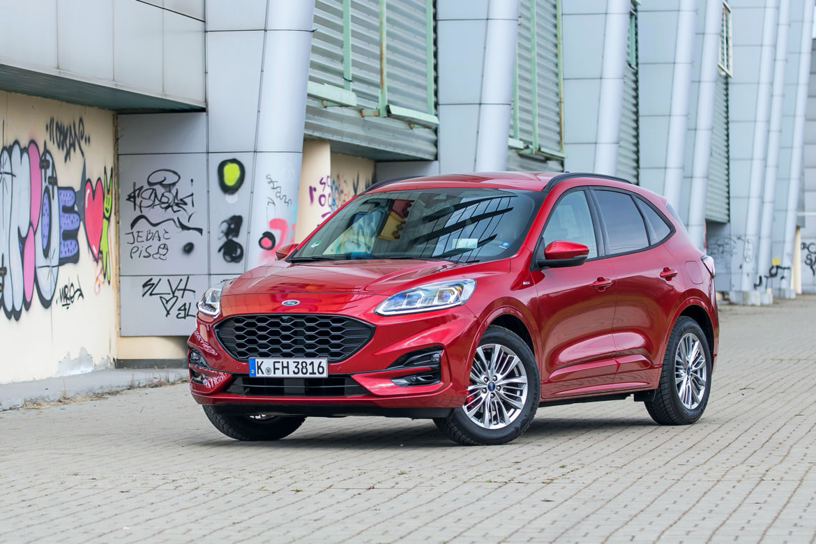 Ford Kuga 2.5 Hybrid 190 KM e-CVT FWD ST-Line