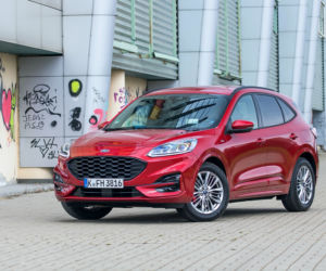 Ford Kuga 2.5 Hybrid 190 KM e-CVT FWD ST-Line