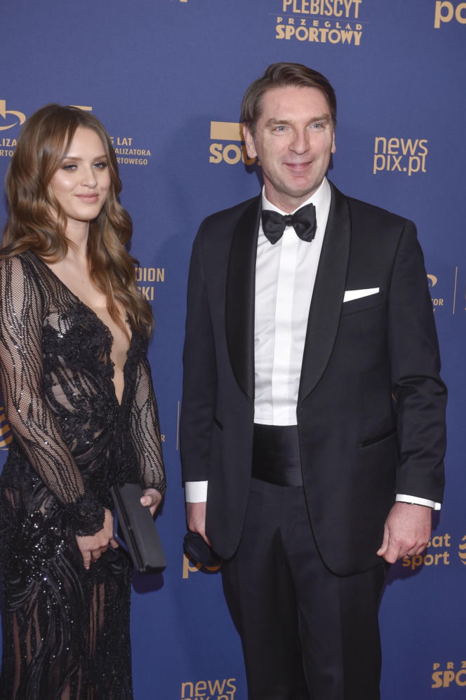 Kamil Grabara spotykał się z Polą Lis. Kim jest jego nowa ukochana?