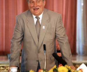 Lech Wałąsa - pierwszy prezydent wybrany w wolnych wyborach