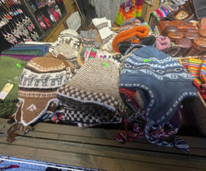 Pokémony, różowe gofry i zaskakujące różnice w cenach. Porównaliśmy łódzkie jarmarki