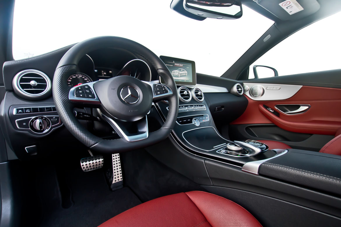 Mercedes-Benz C250 Coupe AMG Line 7G-Tronic
