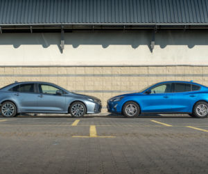 Ford Focus Sedan 1.0 EcoBoost 125 KM 6MT vs. Toyota Corolla Sedan 1.8 Hybrid 122 KM CVT