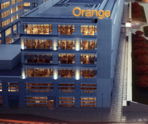 Certyfikat BREEAM Very Good dla Miasteczka Orange