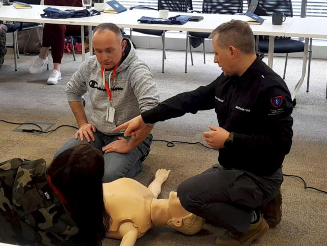 Aptekarze ćwiczą na wypadek wojny. Pierwsze takie szkolenie w Warszawie