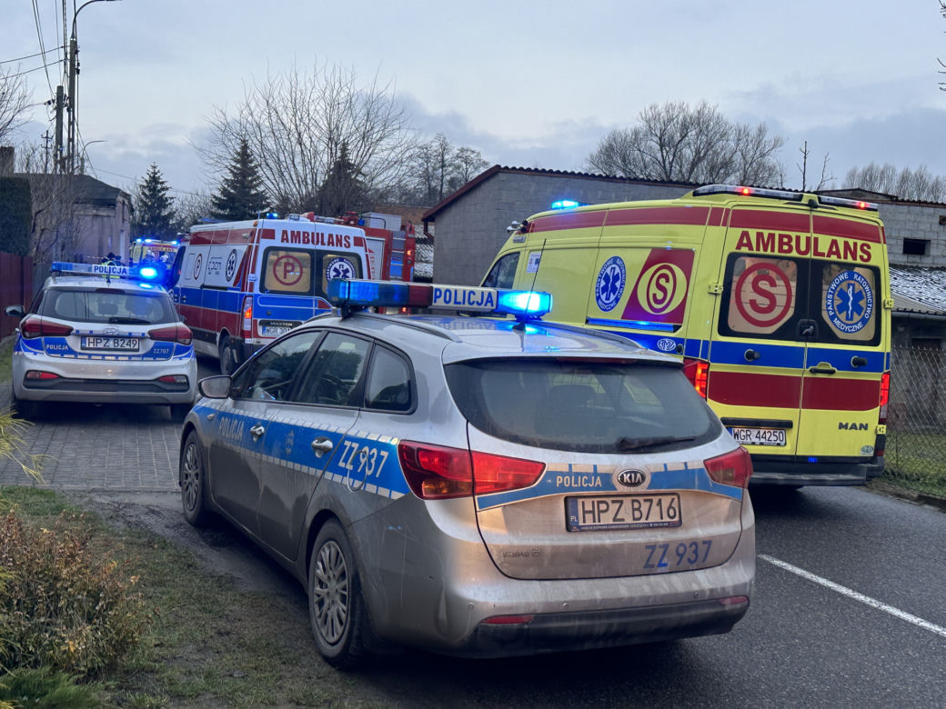 Jeziorzany pod Tarczynem. Bus uderzył w autobus szkolny. Wśród rannych małe dzieci