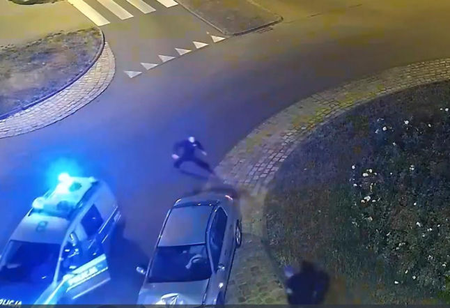 Pościg jak z filmu akcji. 20-letni Ukrainiec zderzył się z radiowozem [WIDEO]