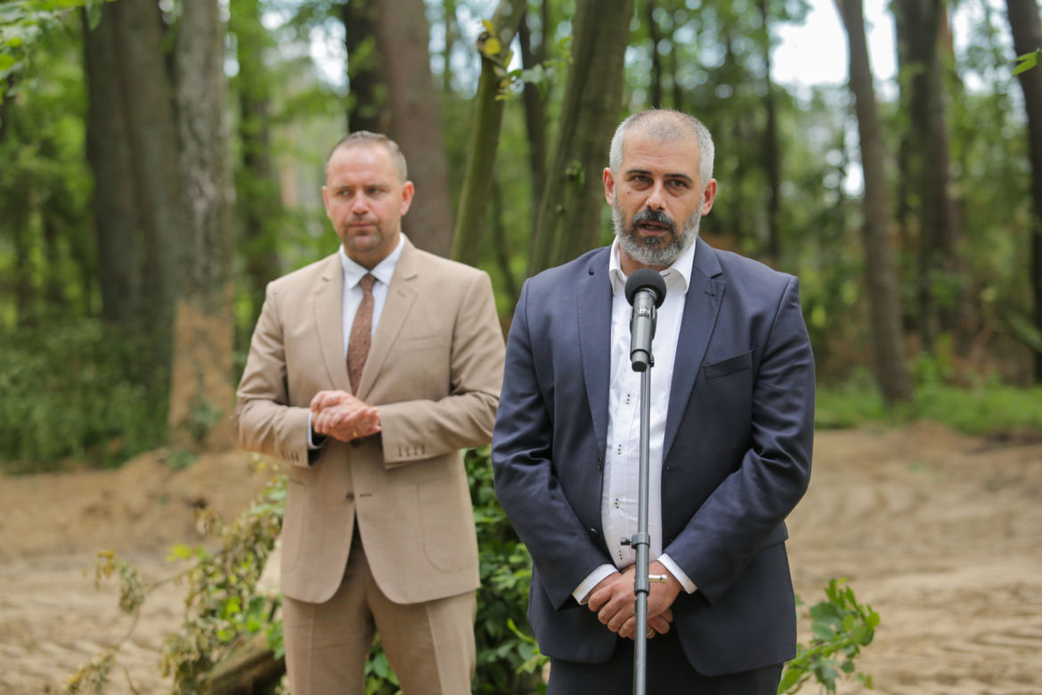Masowe groby z prochami ofiar KL Soldau. Przerażające odkrycie w lesie białuckim! [ZDJĘCIA]