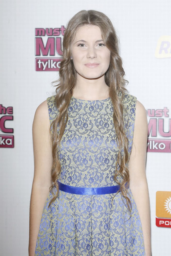 Aneta Rzewnicka 1, Must be the music