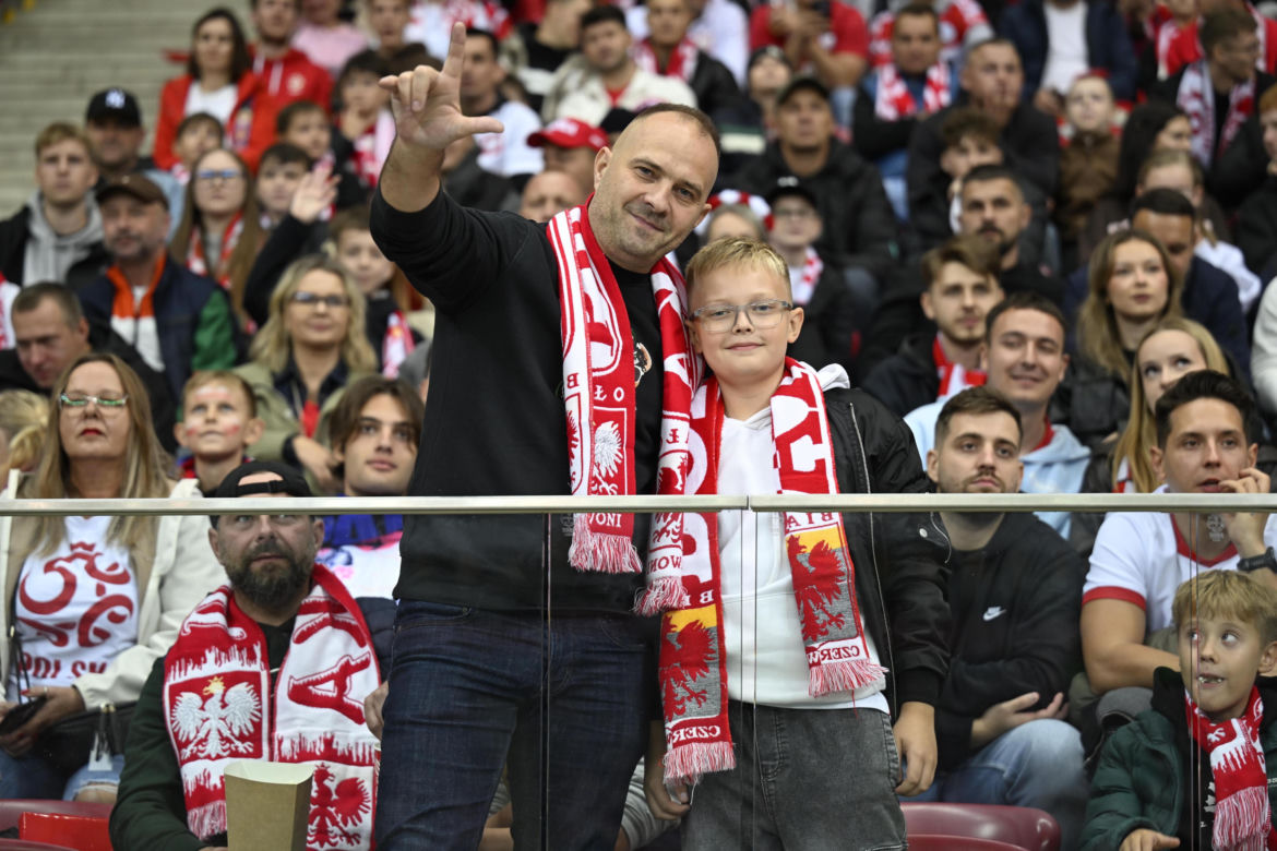 Tłumy kibiców na PGE Narodowym w Warszawie. Polska-Bośnia [ZDJĘCIA]