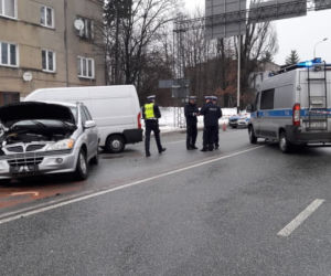 Wypadek w Łodzi. Zginęła pasażerka minivana