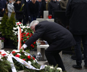 12. rocznica katastrofy smoleńskiej. Uroczystości na Powązkach Wojskowych