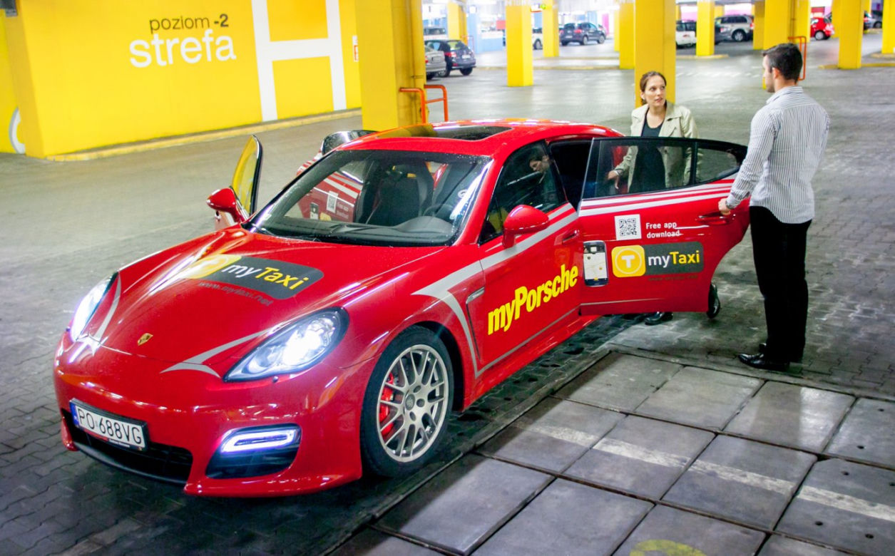 Porsche Panamera GTS myTaxi 