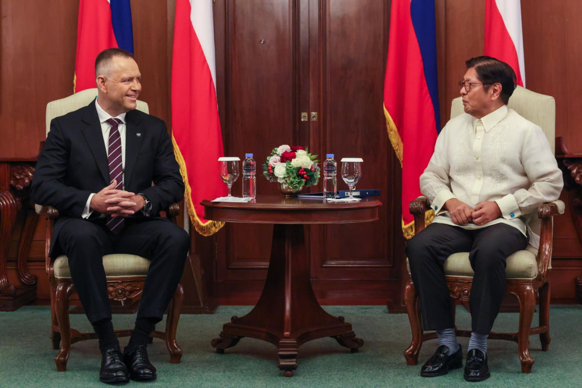 Karol Nawrocki z żoną na historycznych rozmowach na Filipinach