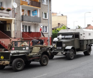 Wojskowa parada w Międzyrzeczu. 