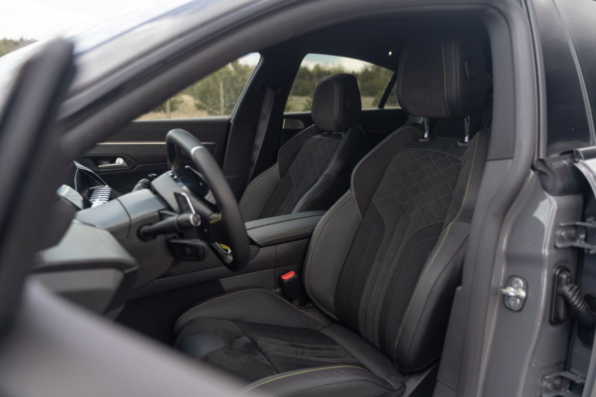 Peugeot 508 PSE HYbrid4 360 KM e-EAT8