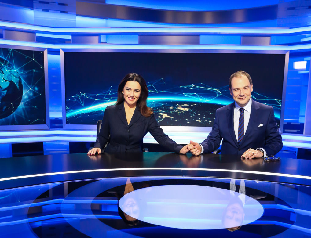NOWA TV - BEATA TADLA, JAROSŁAW KULCZYCKI