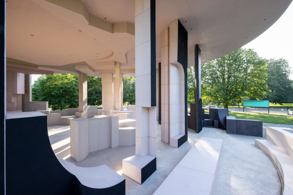 Decentralizacja architektury – rozmowa z Natalią Grabowską, kuratorką Serpentine Pavilion