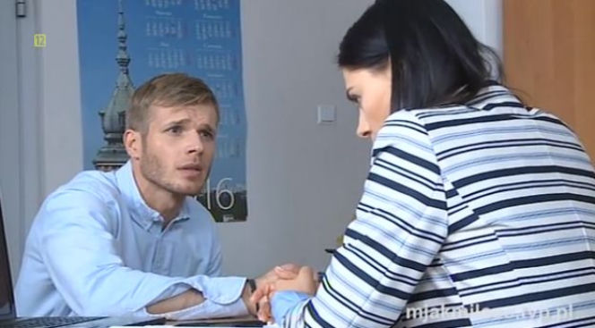 M jak miłość. Artur (Tomasz Ciachorowski), Iza (Adriana Kalska)