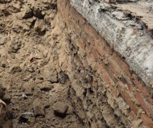 Kilkusetletnia tajemnica wyszła na jaw podczas remontu. Archeolodzy znaleźli fundamenty kościoła